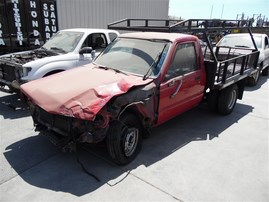 1987 TOYOTA TRUCK FLATBED 2.4 MT 2WD Z20033